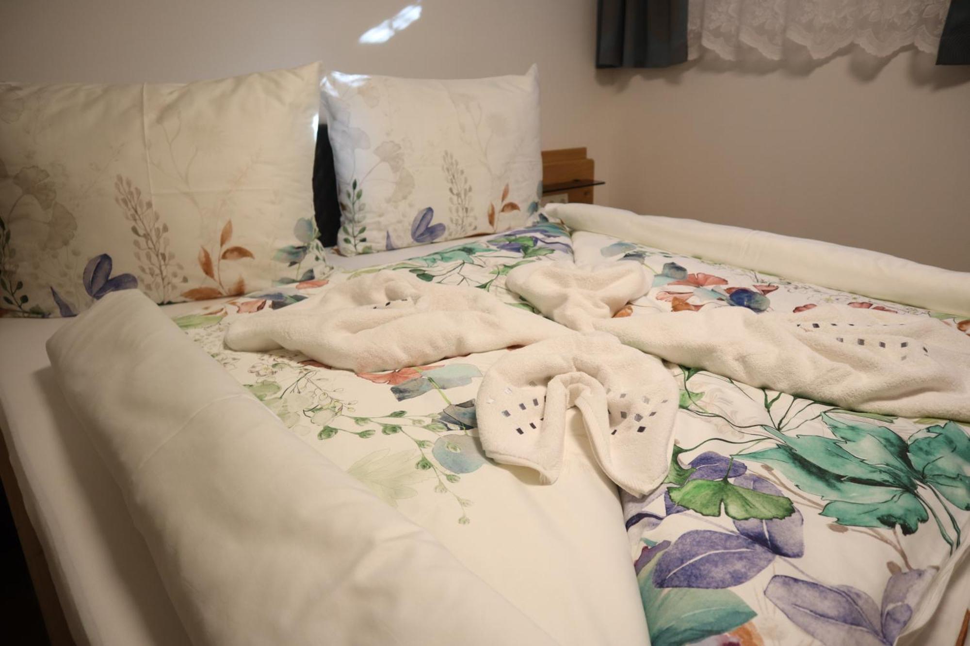 Landhaus-Appartements Warraich シュラートミンク エクステリア 写真