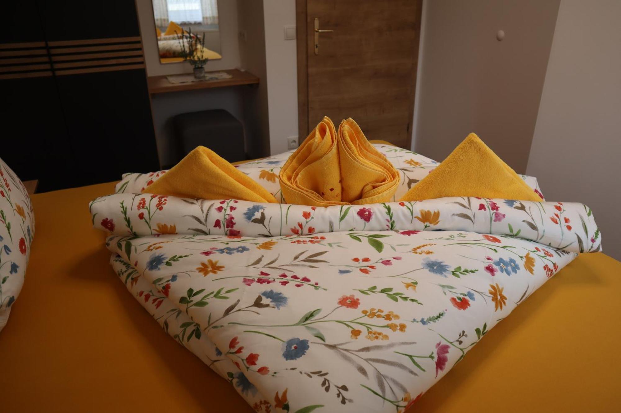 Landhaus-Appartements Warraich シュラートミンク エクステリア 写真